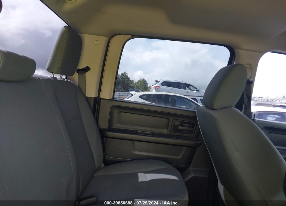 2015 RAM 1500 EXPRESS VIN: 1C6RR6KT0FS654976