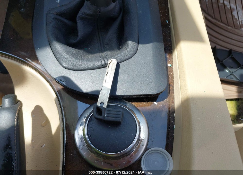 2007 BMW 550I VIN: WBANB535X7CP05186