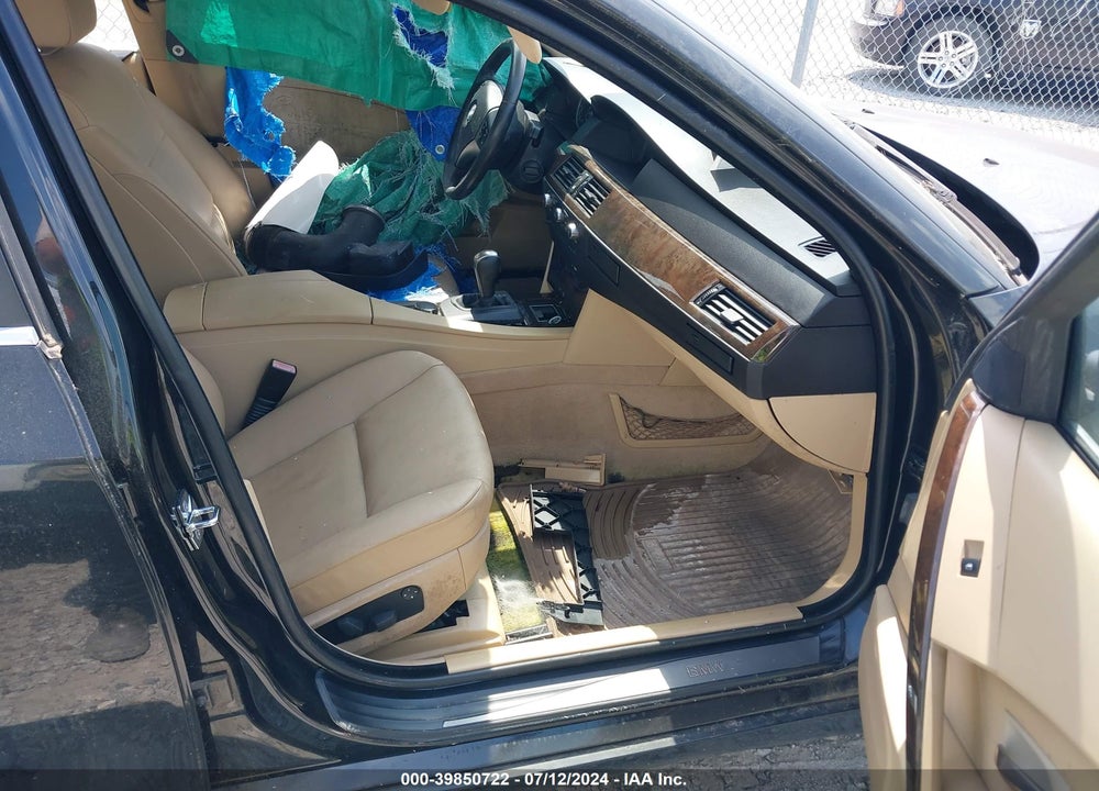 2007 BMW 550I VIN: WBANB535X7CP05186