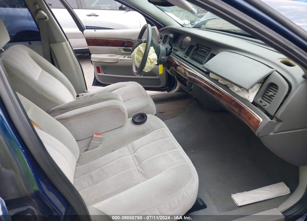 2004 MERCURY GRAND MARQUIS GS VIN: 2MEFM74W44X668962