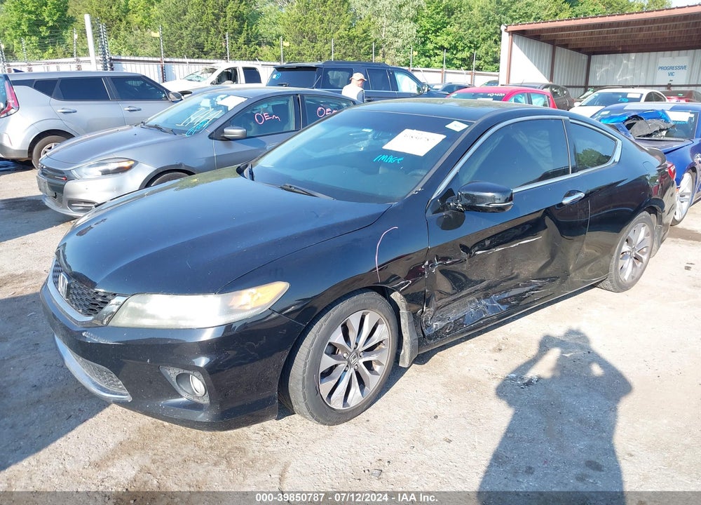 2013 HONDA ACCORD EX VIN: 1HGCT1B72DA026038