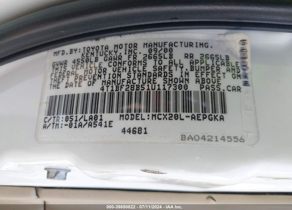 2001 TOYOTA AVALON XLS VIN: 4T1BF28B51U117300