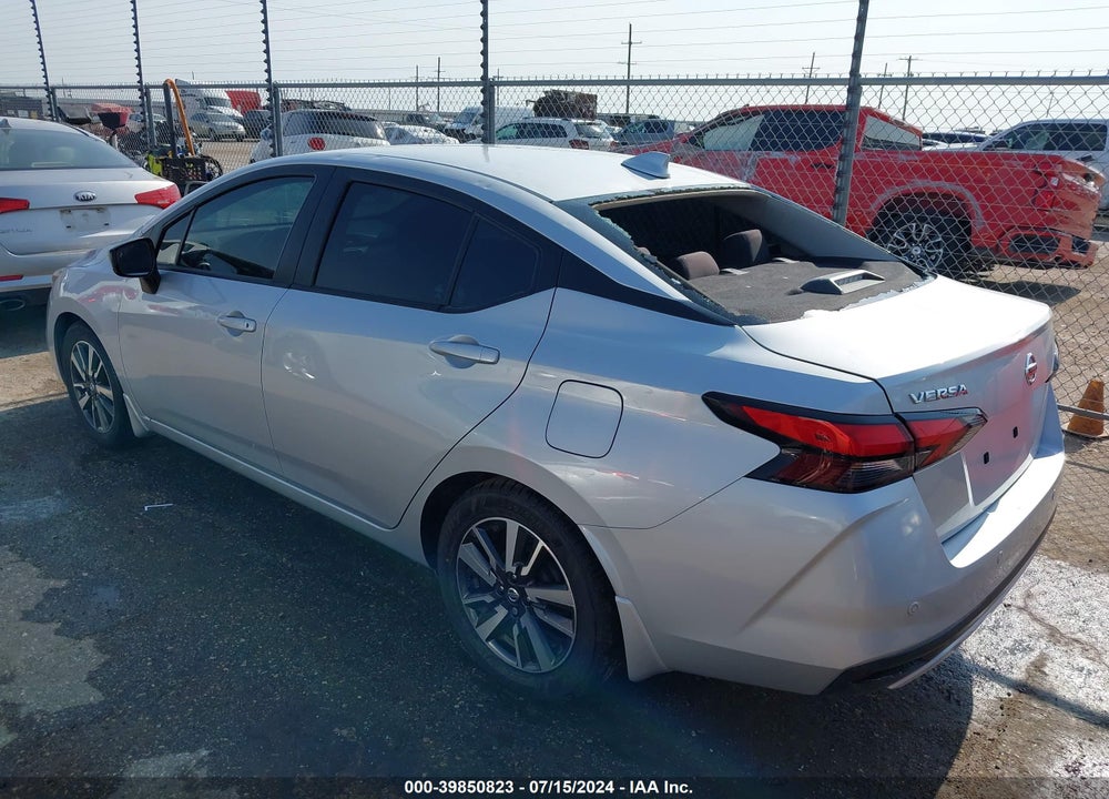 2022 NISSAN VERSA 1.6 SV XTRONIC CVT VIN: 3N1CN8EV2NL826136