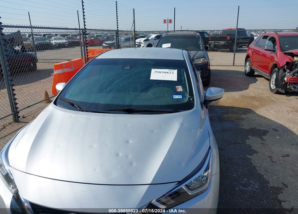 2022 NISSAN VERSA 1.6 SV XTRONIC CVT VIN: 3N1CN8EV2NL826136