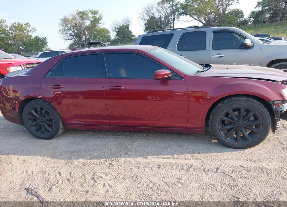 2019 CHRYSLER 300 TOURING AWD VIN: 2C3CCARGXKH602479