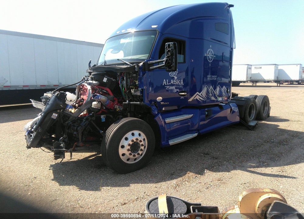 2018 KENWORTH T680 VIN: 1XKYD49X2JJ175381