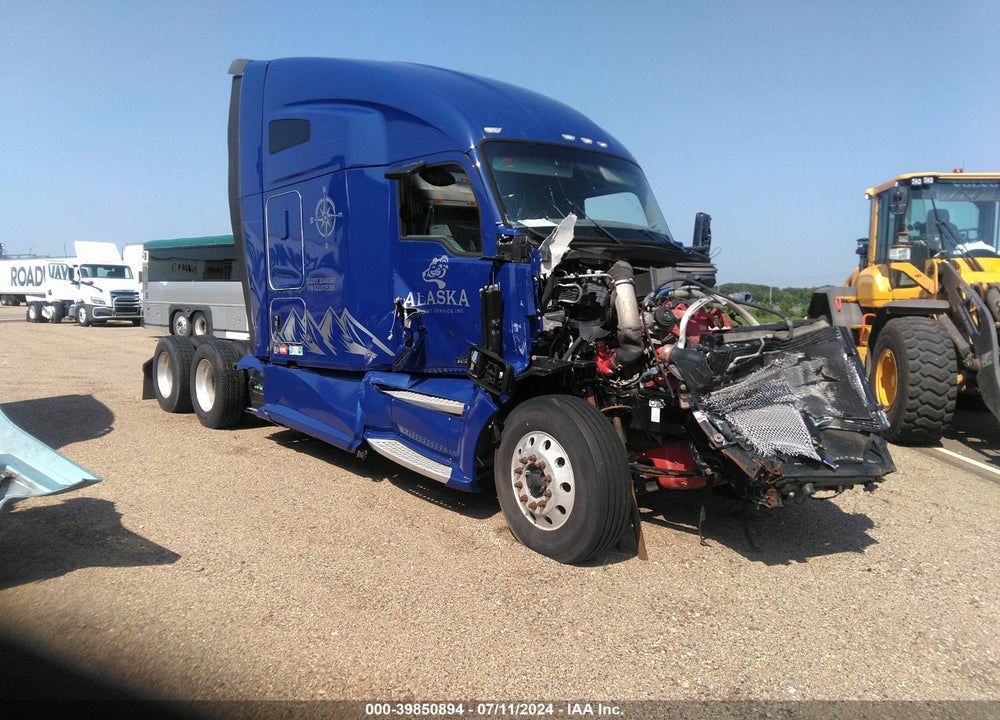 2018 KENWORTH T680 VIN: 1XKYD49X2JJ175381