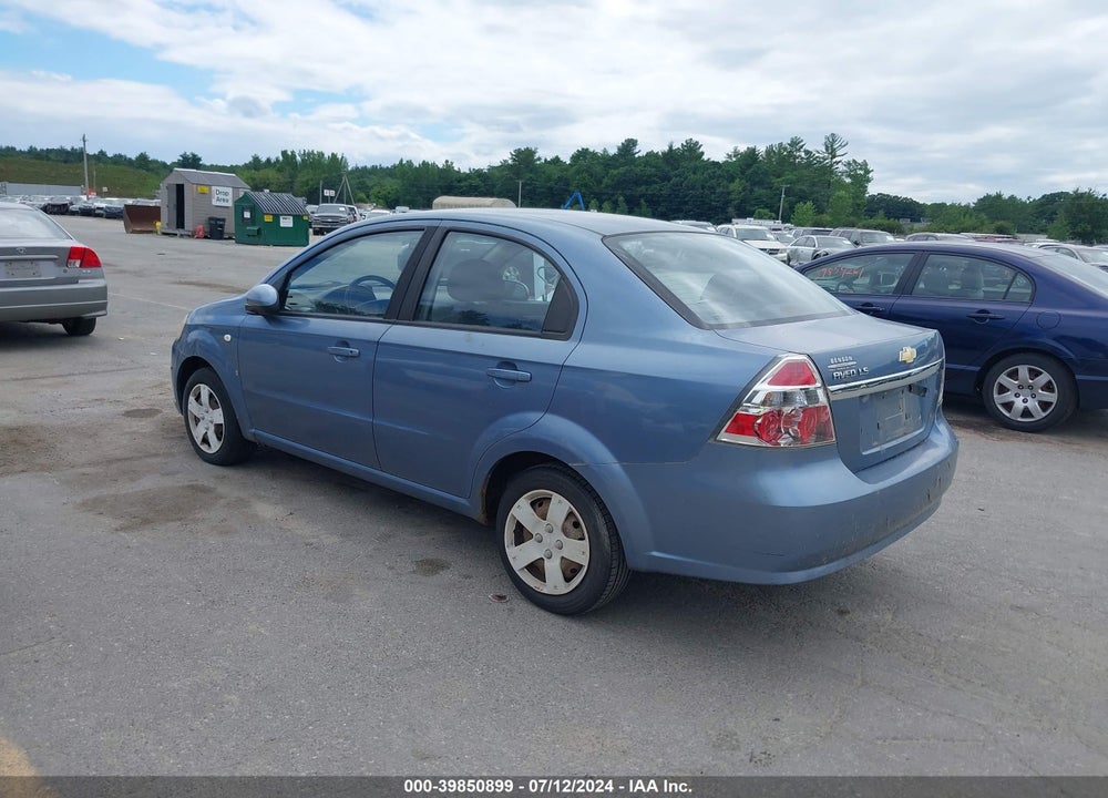 2008 CHEVROLET AVEO LS VIN: KL1TD56678B010381