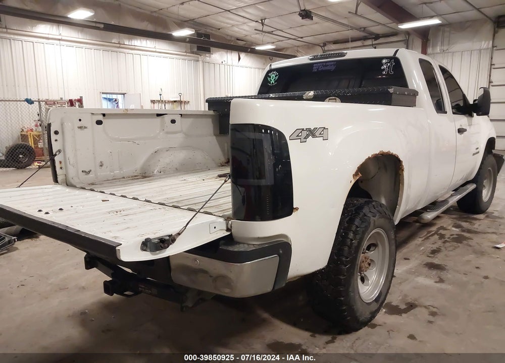 2009 GMC SIERRA 2500HD SLE VIN: 1GTHK59669E100038
