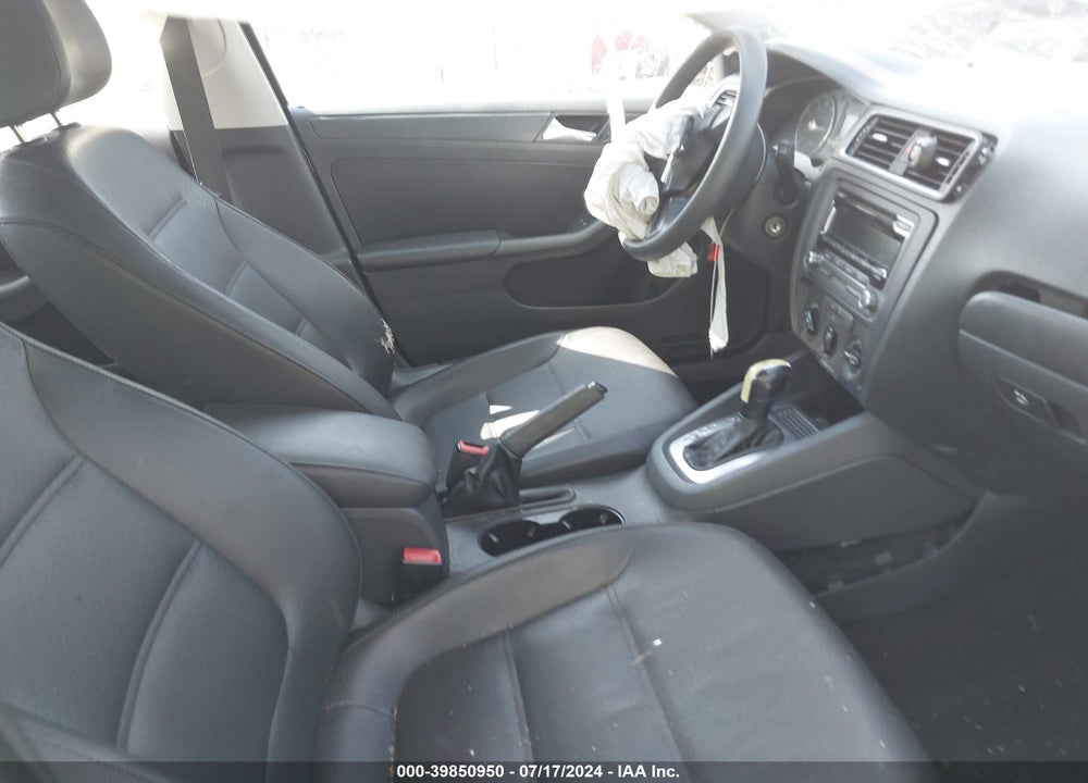 2014 VOLKSWAGEN JETTA 1.8T SE VIN: 3VWD17AJ7EM274862