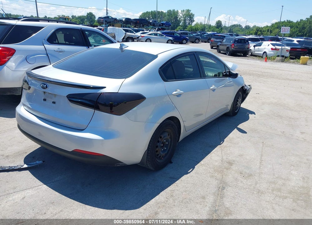 2016 KIA FORTE LX VIN: KNAFK4A66G5495748