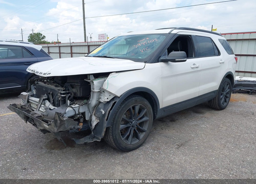 2017 FORD EXPLORER XLT VIN: 1FM5K7D81HGC31450