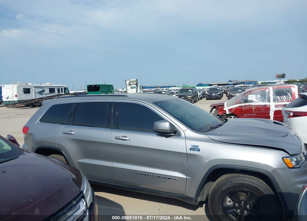 2017 JEEP GRAND CHEROKEE LAREDO 4X2 VIN: 1C4RJEAG3HC784889