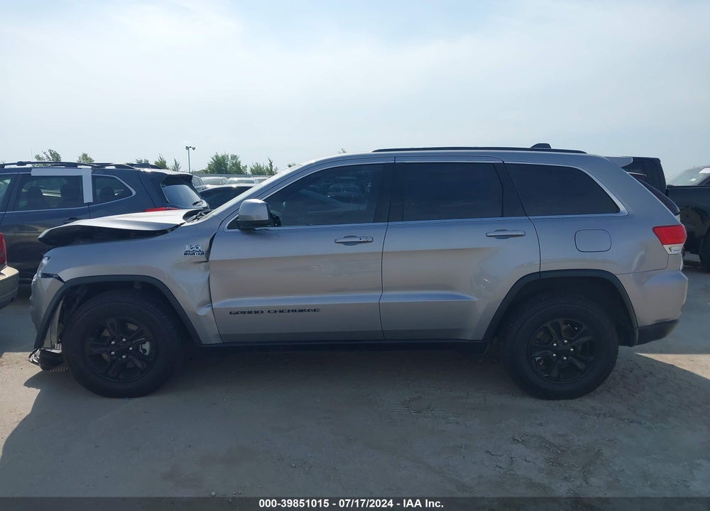 2017 JEEP GRAND CHEROKEE LAREDO 4X2 VIN: 1C4RJEAG3HC784889