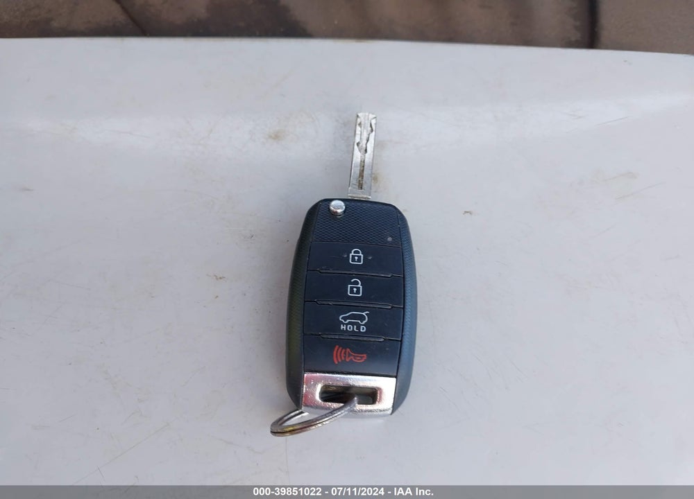 2016 KIA SOUL VIN: KNDJN2A25G7322488