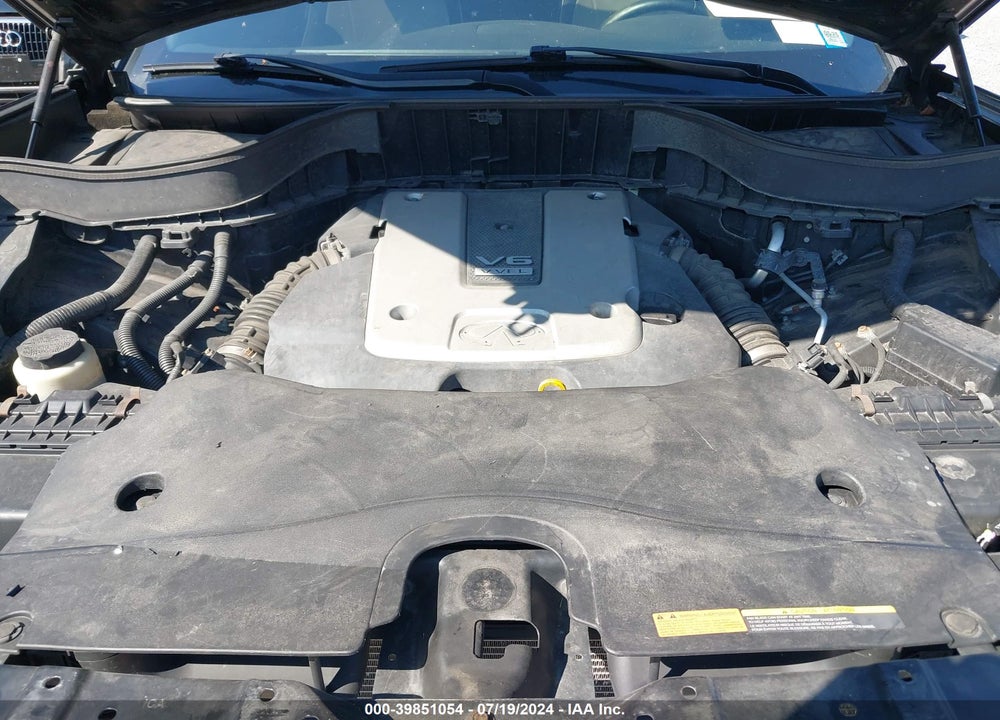 2017 INFINITI QX70 VIN: JN8CS1MW4HM411468