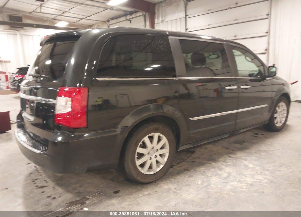 2011 CHRYSLER TOWN & COUNTRY TOURING-L VIN: 2A4RR8DG2BR713147