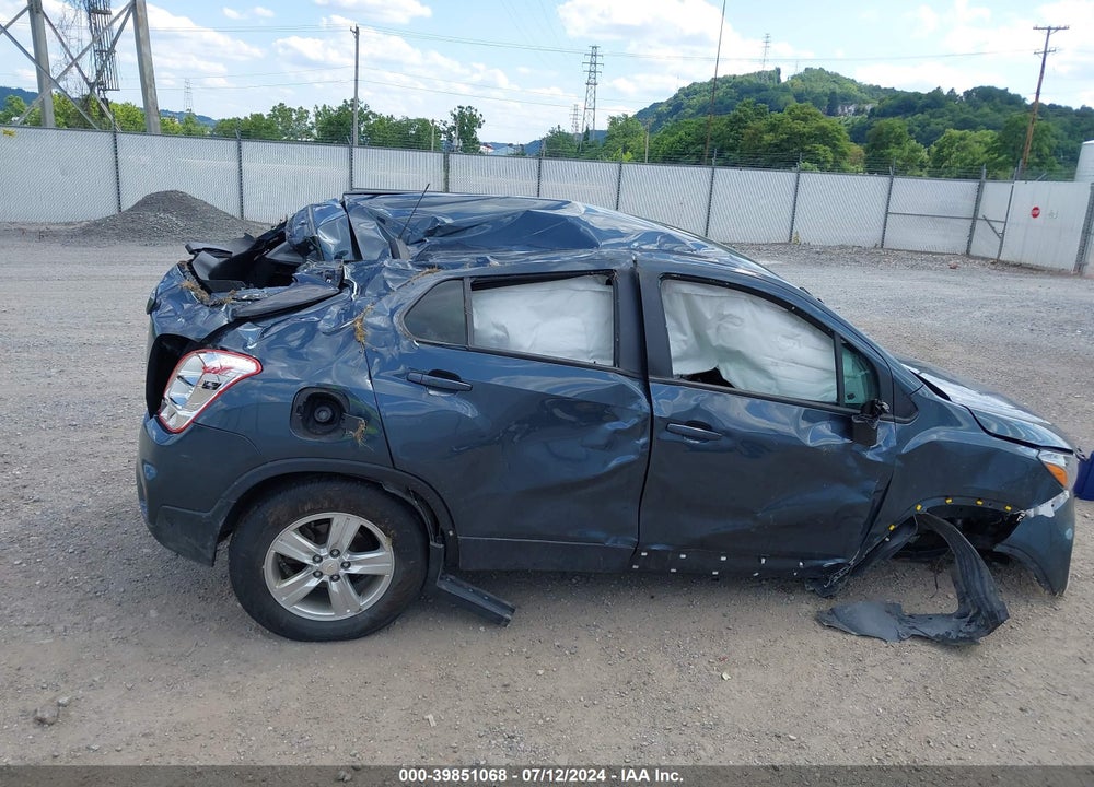 2022 CHEVROLET TRAX AWD LS VIN: KL7CJNSMXNB542156