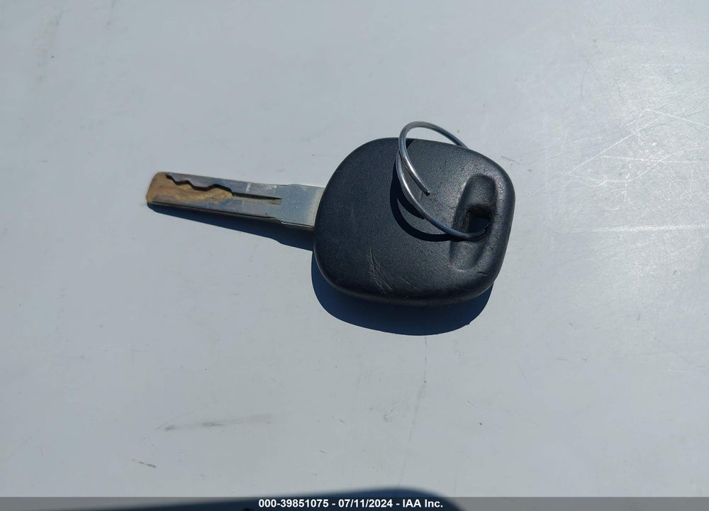 2007 HYUNDAI AZERA LIMITED/SE VIN: KMHFC46F87A195625
