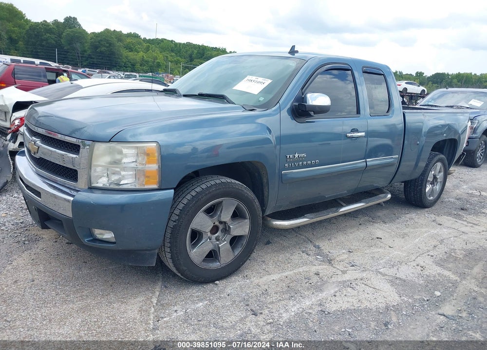 2011 CHEVROLET SILVERADO 1500 LT VIN: 1GCRCSE0XBZ353315