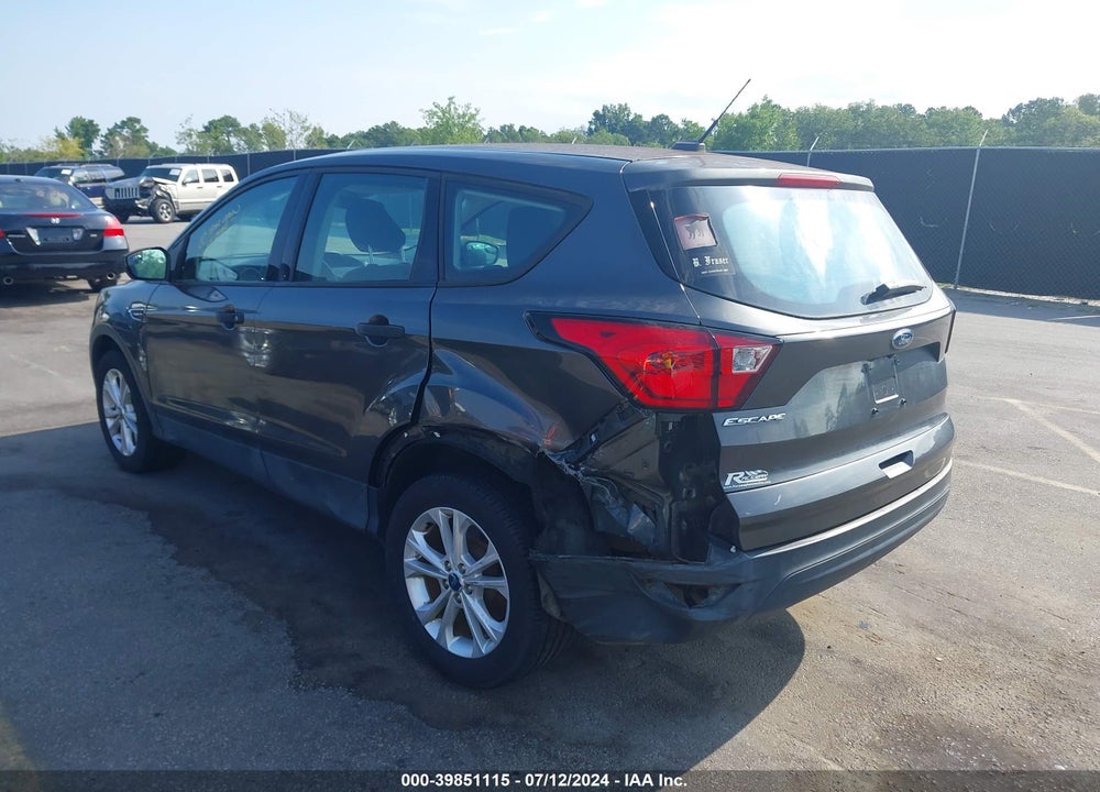 2019 FORD ESCAPE S VIN: 1FMCU0F72KUA29707