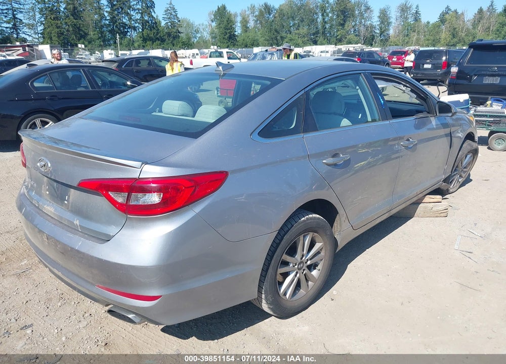 2016 HYUNDAI SONATA SE VIN: 5NPE24AF4GH262904