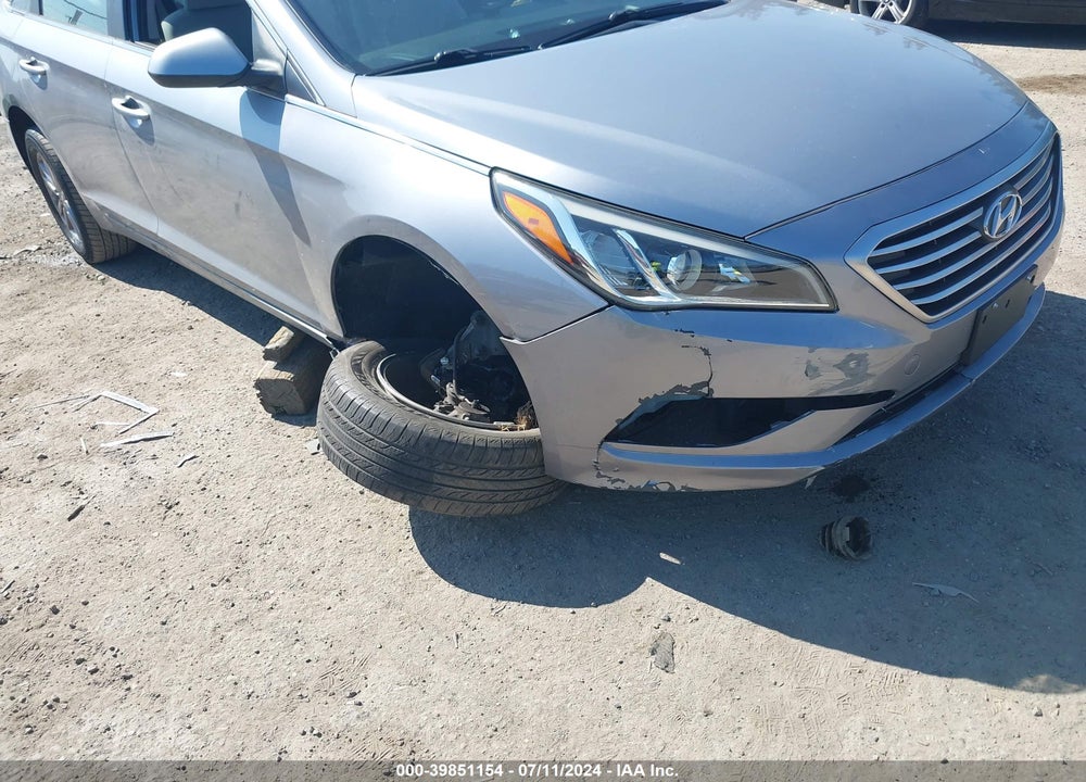 2016 HYUNDAI SONATA SE VIN: 5NPE24AF4GH262904