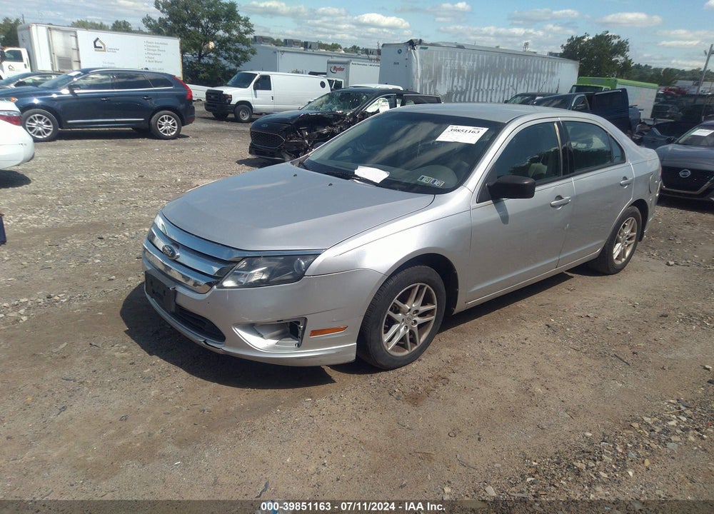 2012 FORD FUSION S VIN: 3FAHP0GA1CR371420