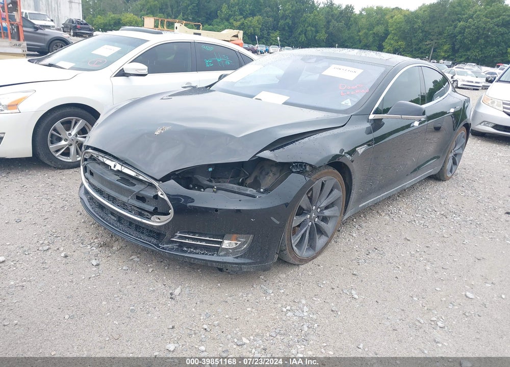 2015 TESLA MODEL S 70D/85D/P85D VIN: 5YJSA1E23FF118429