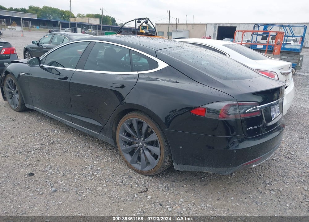 2015 TESLA MODEL S 70D/85D/P85D VIN: 5YJSA1E23FF118429