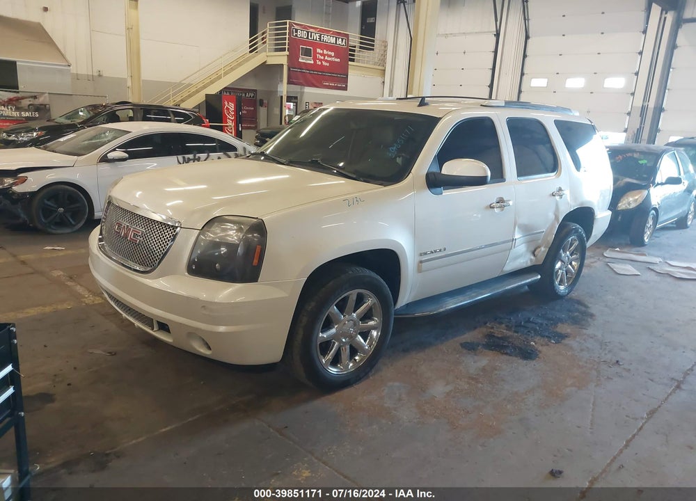 2011 GMC YUKON DENALI VIN: 1GKS2EEF8BR164306