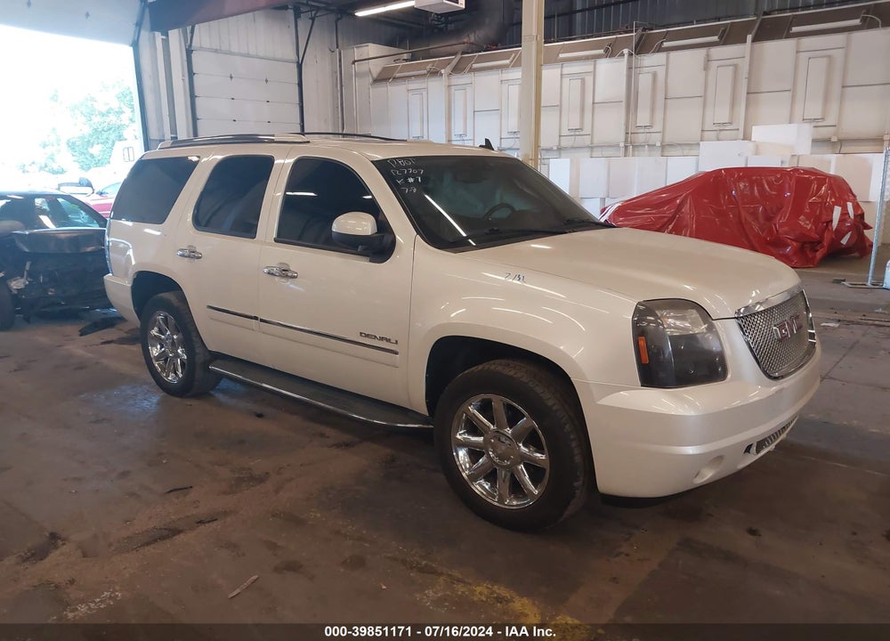 2011 GMC YUKON DENALI VIN: 1GKS2EEF8BR164306