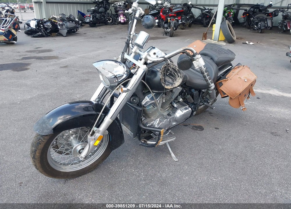 2004 HONDA VT1300 S VIN: 1HFSC52074A107725