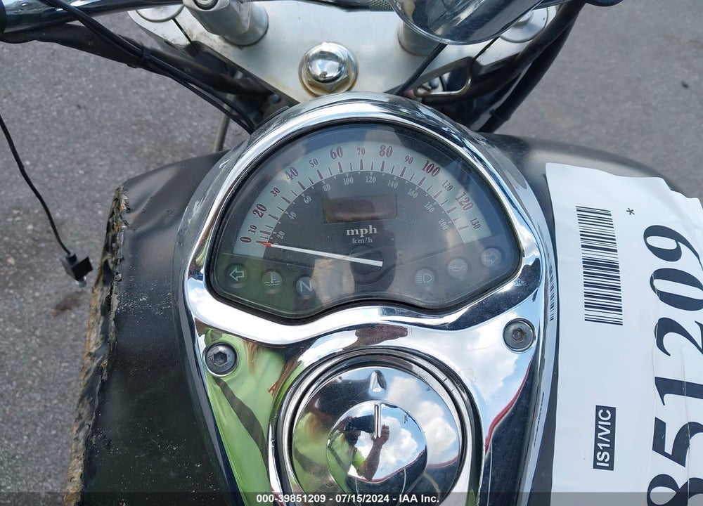 2004 HONDA VT1300 S VIN: 1HFSC52074A107725
