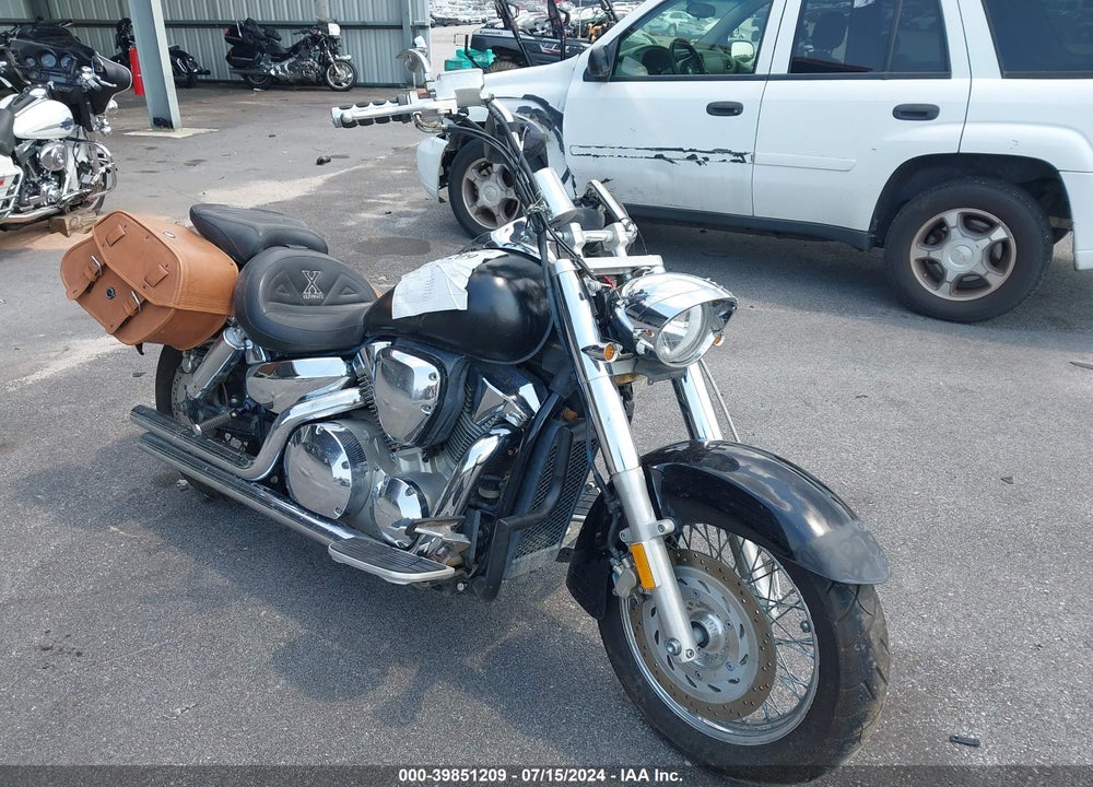 2004 HONDA VT1300 S VIN: 1HFSC52074A107725