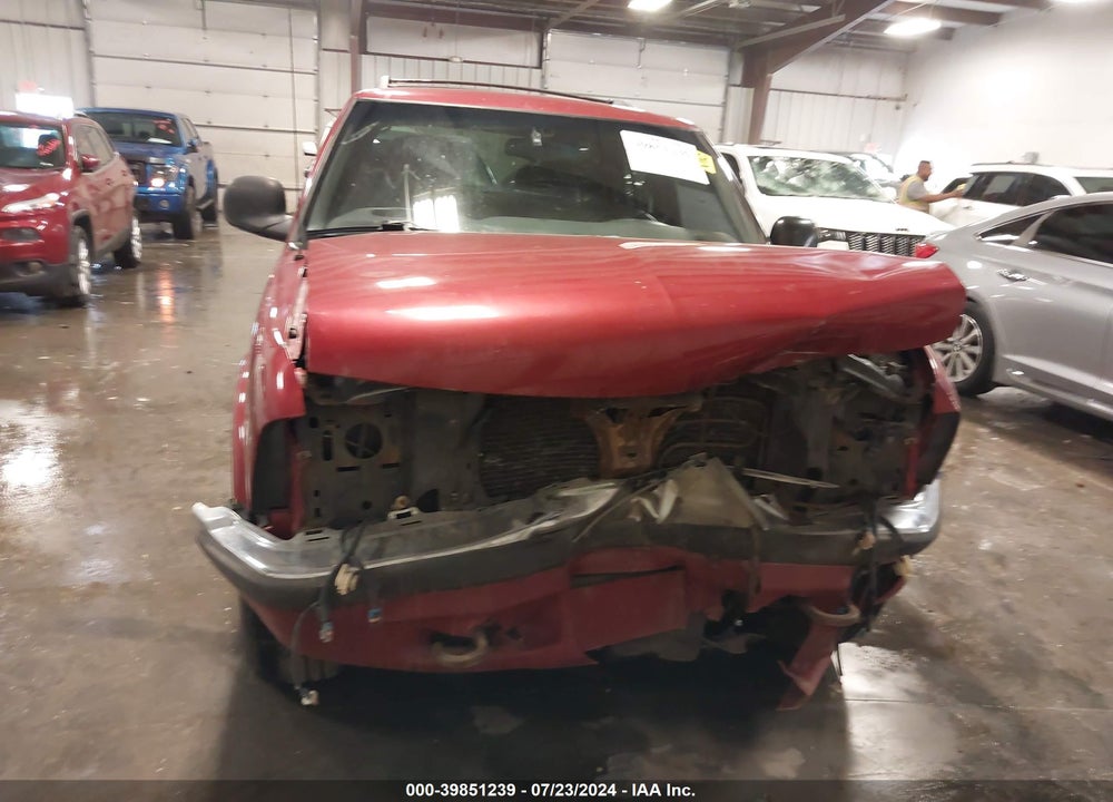1998 CHEVROLET BLAZER LS VIN: 1GNDT13W6W2126592