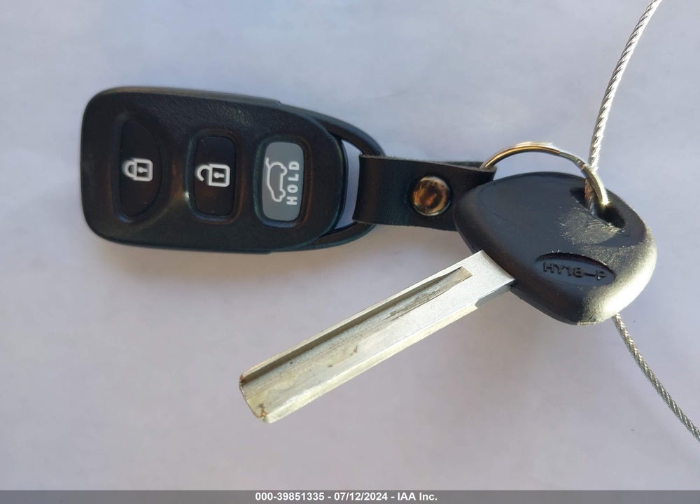 2017 HYUNDAI ELANTRA GT VIN: KMHD35LH6HU362230