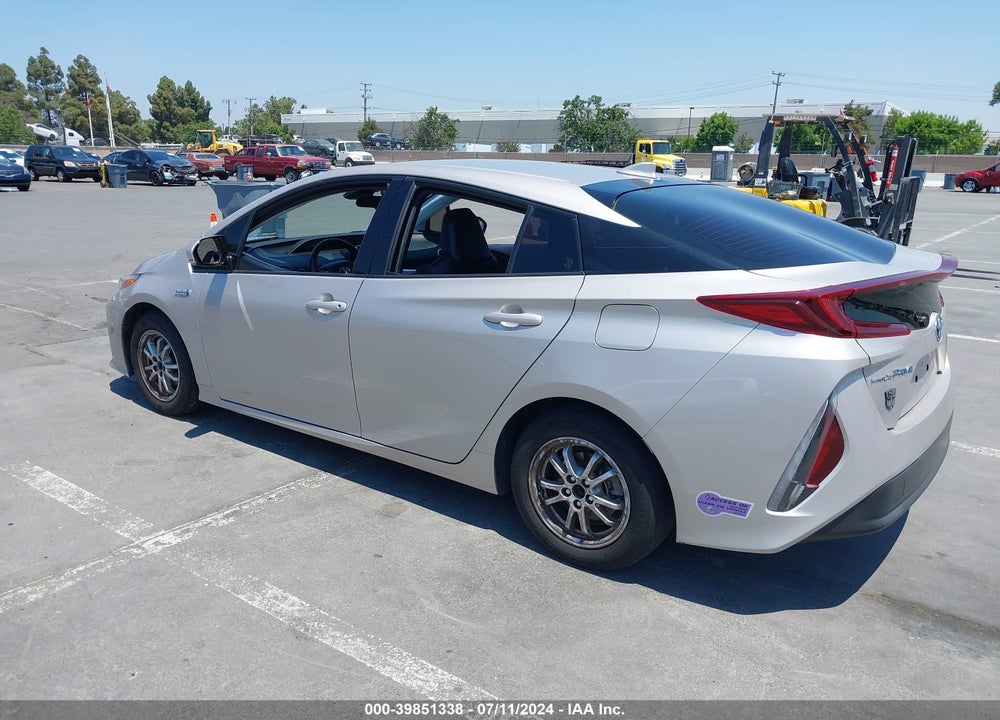 2018 TOYOTA PRIUS PRIME PREMIUM VIN: JTDKARFPXJ3101724