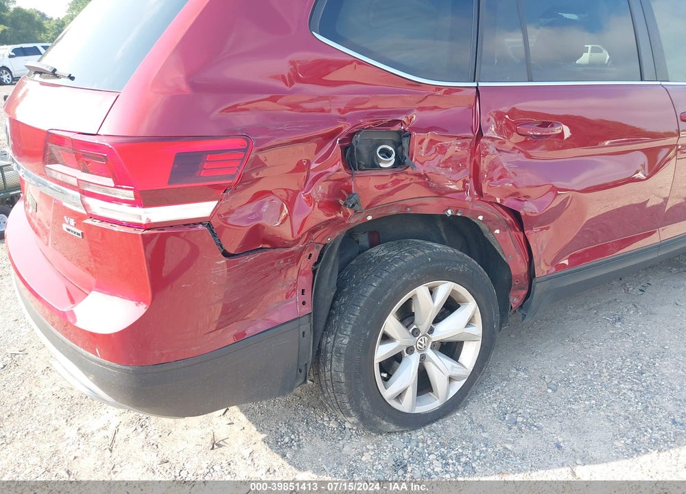 2018 VOLKSWAGEN ATLAS 3.6L V6 SE VIN: 1V2KR2CA8JC528575