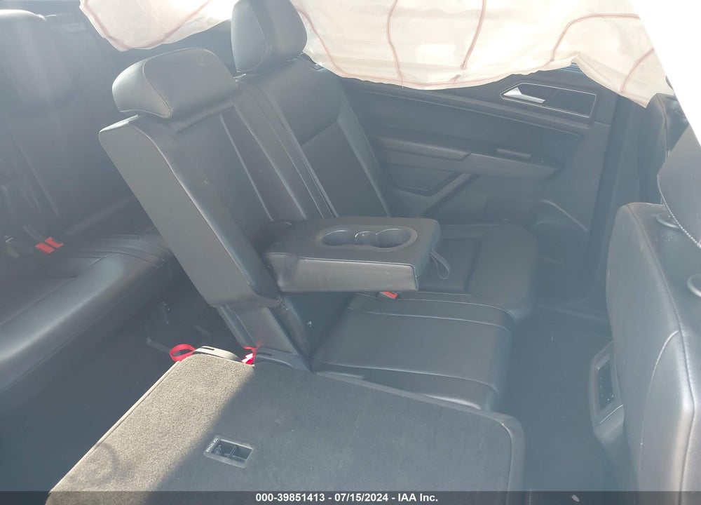2018 VOLKSWAGEN ATLAS 3.6L V6 SE VIN: 1V2KR2CA8JC528575