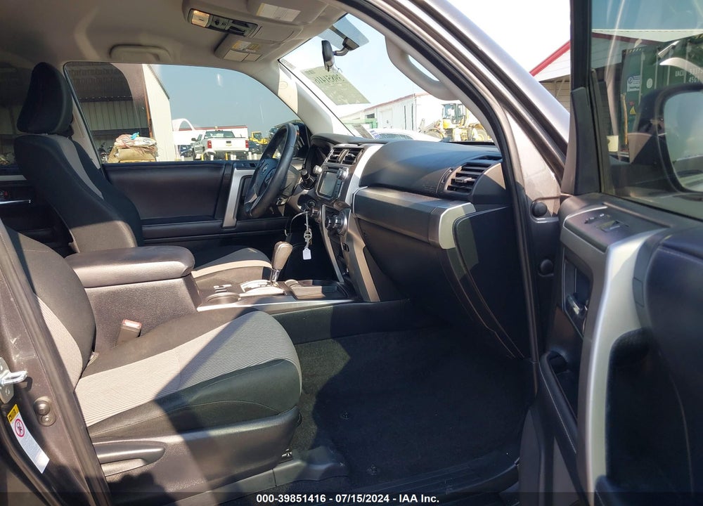 2018 TOYOTA 4RUNNER SR5 VIN: JTEZU5JRXJ5183882