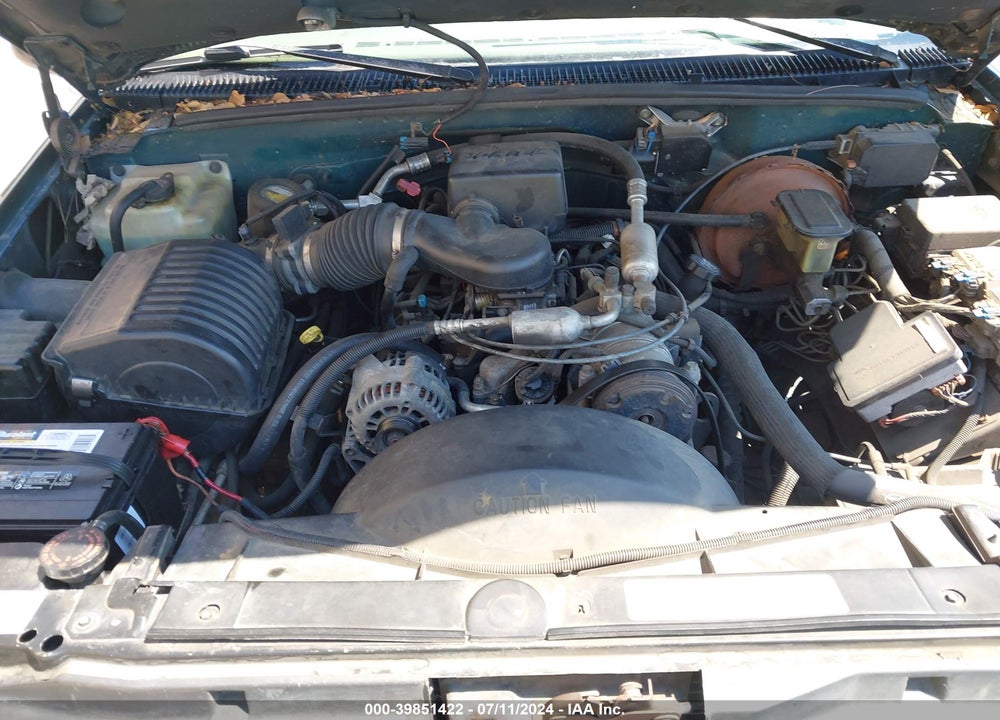1997 CHEVROLET SUBURBAN 1500 VIN: 3GNFK16R5VG183194