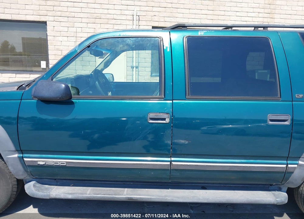 1997 CHEVROLET SUBURBAN 1500 VIN: 3GNFK16R5VG183194