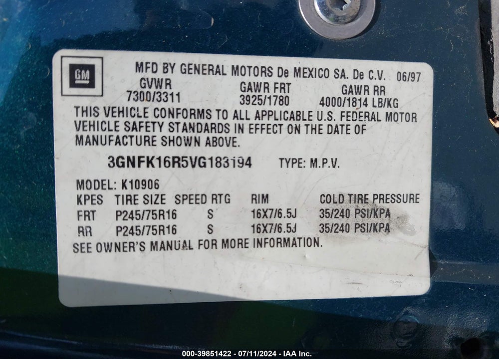 1997 CHEVROLET SUBURBAN 1500 VIN: 3GNFK16R5VG183194
