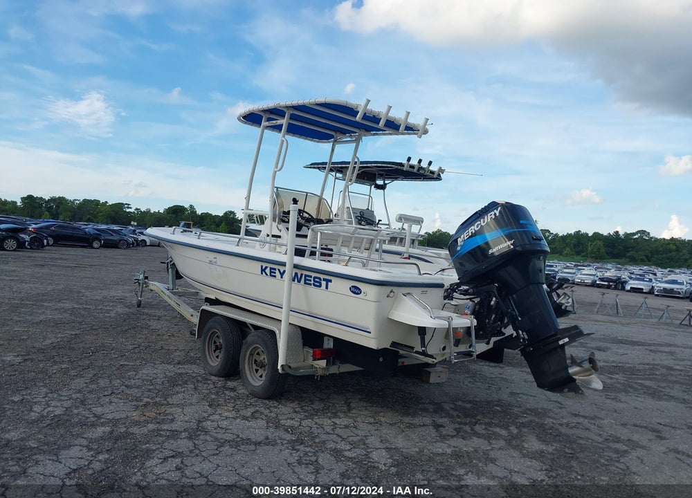 2002 KEY WEST BOAT VIN: KWEFB133J102