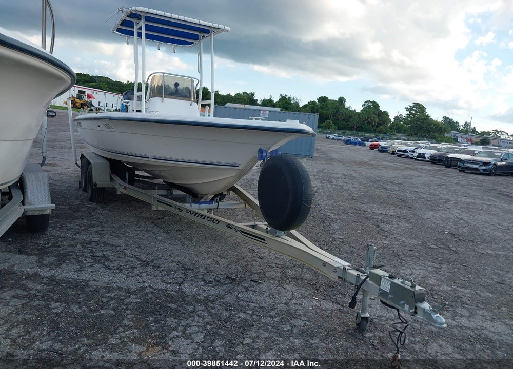 2002 KEY WEST BOAT VIN: KWEFB133J102