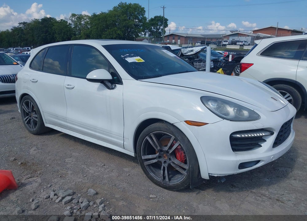 2014 PORSCHE CAYENNE GTS VIN: WP1AD2A20ELA71367