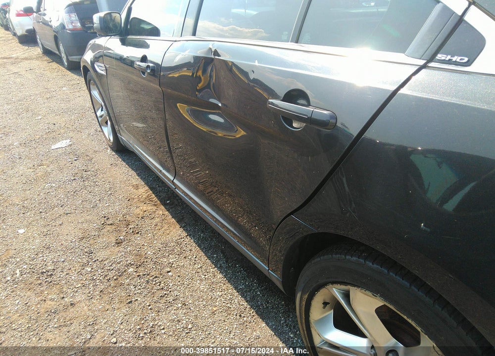 2010 FORD TAURUS SHO VIN: 1FAHP2KT1AG155009