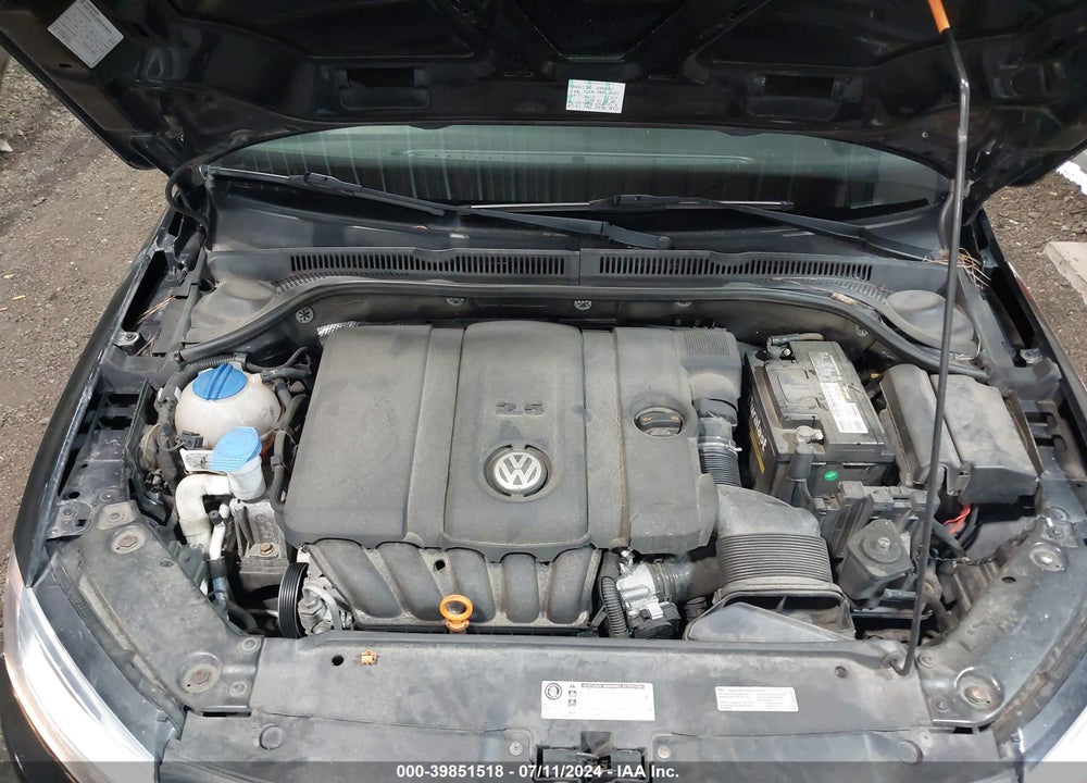 2013 VOLKSWAGEN JETTA 2.5L SE VIN: 3VWDP7AJ5DM210462