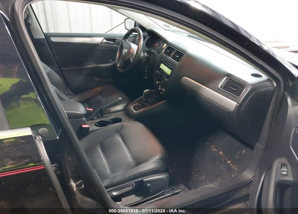 2013 VOLKSWAGEN JETTA 2.5L SE VIN: 3VWDP7AJ5DM210462